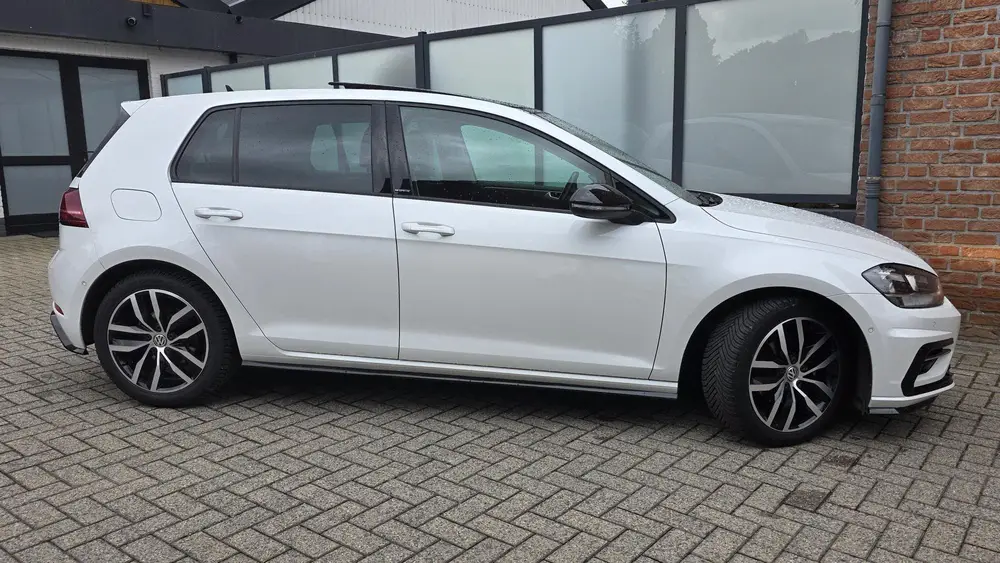 Volkswagen Golf 1.0 TSI Highline R-Line 115pk Navi, Camera uit 2020, foto 3