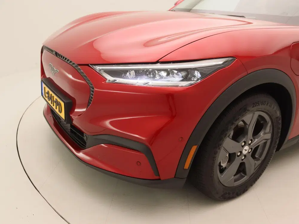 Ford Mustang Mach-E Extended RWD 98 kWh uit 2021, foto 15