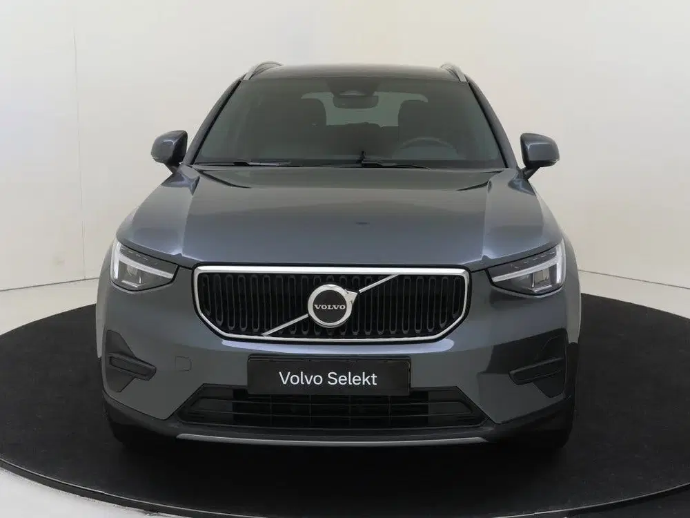 Volvo XC40 B3 Core uit 2025, foto 3