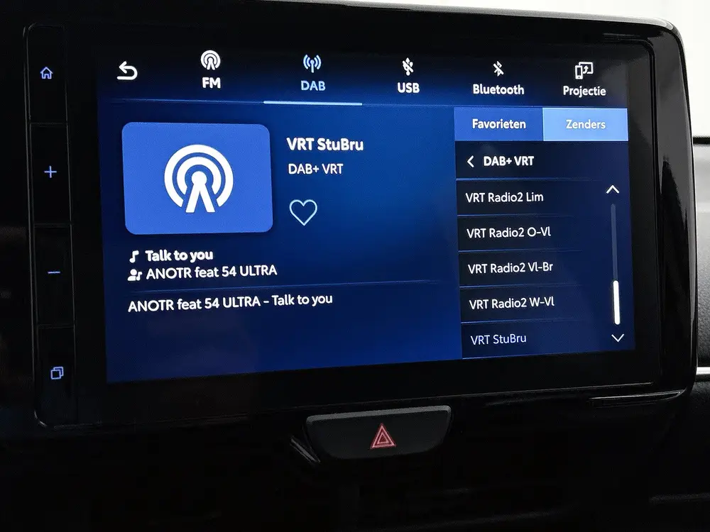 Toyota Yaris 1.5 Hybrid Style uit 2023, foto 8