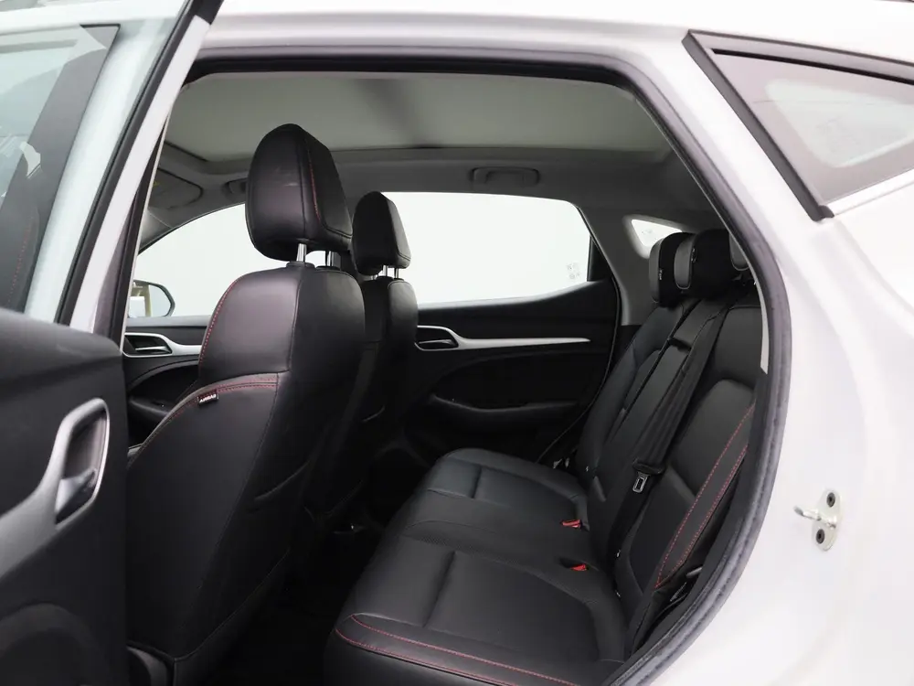 MG ZS EV Standard Range Luxury 50 kWh | Apple Carplay/Androi uit 2022, foto 10
