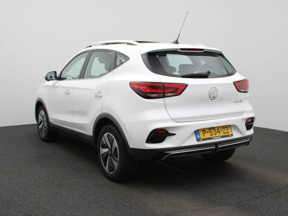 MG ZS EV Standard Range Luxury 50 kWh | Apple Carplay/Androi uit 2022, foto 2