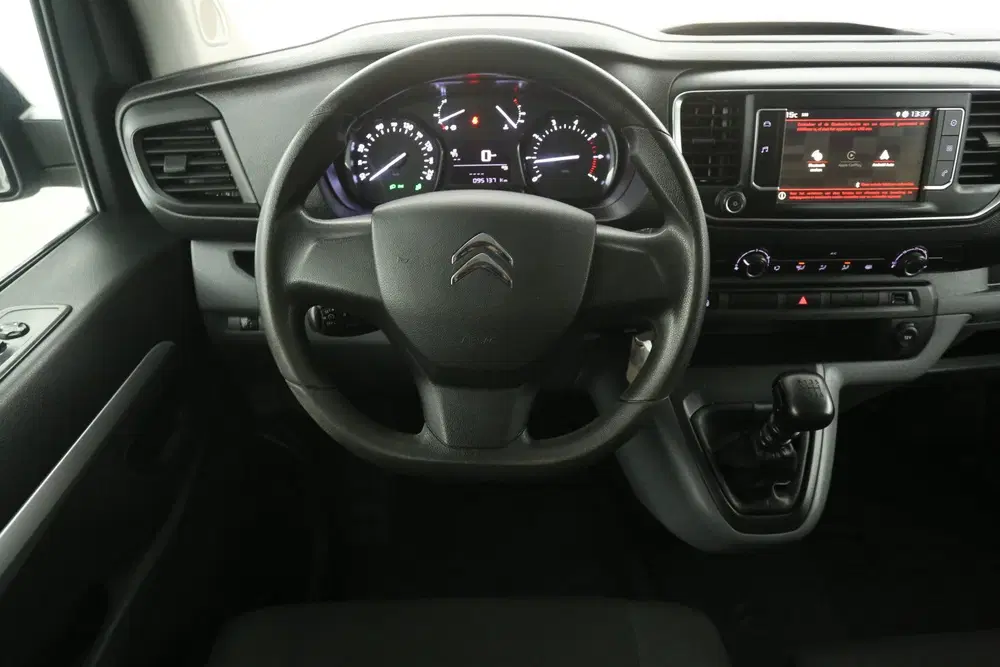 Opel Vivaro Citroën Jumpy 2.0 BlueHDI I L3H1 uit 2021, foto 2