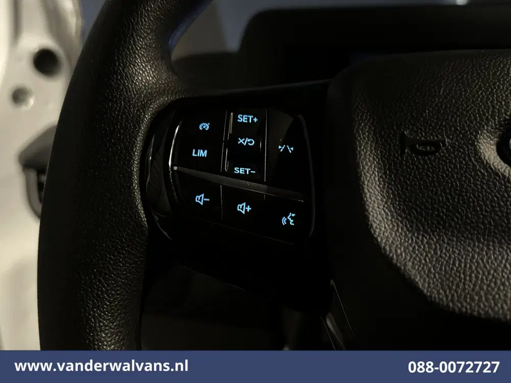 Ford Transit Custom 2.0 TDCI 136pk L2H1 Euro6 Airco uit 2024, foto 4