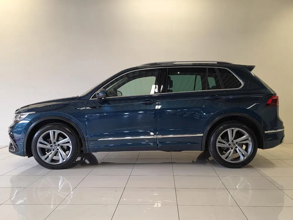 Volkswagen Tiguan 1.5 TSI R-Line Business+ | Panoramadak | C uit 2021, foto 19