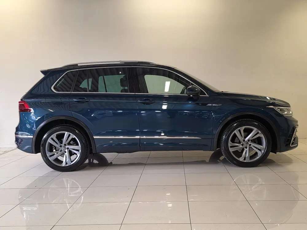 Volkswagen Tiguan 1.5 TSI R-Line Business+ | Panoramadak | C uit 2021, foto 20