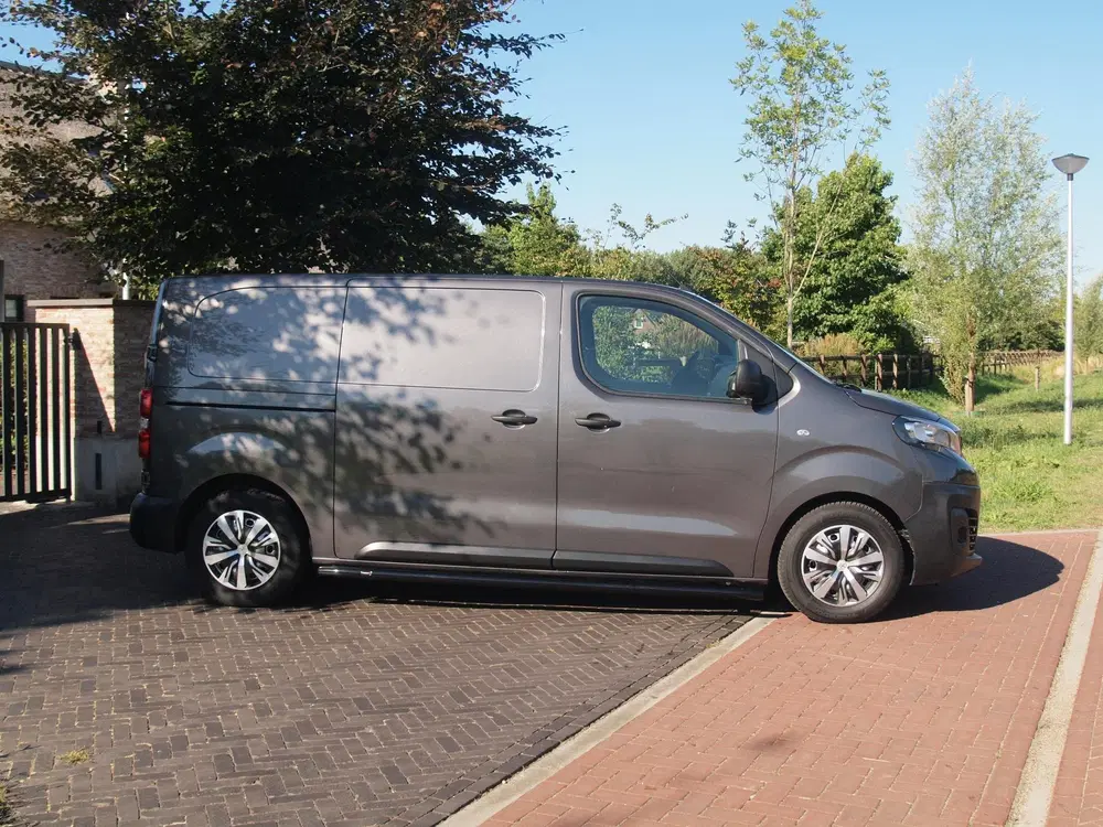 Peugeot Expert Standard Premium 75 kWh uit 2022, foto 11