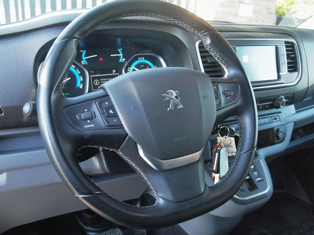Peugeot Expert Standard Premium 75 kWh uit 2022, foto 16
