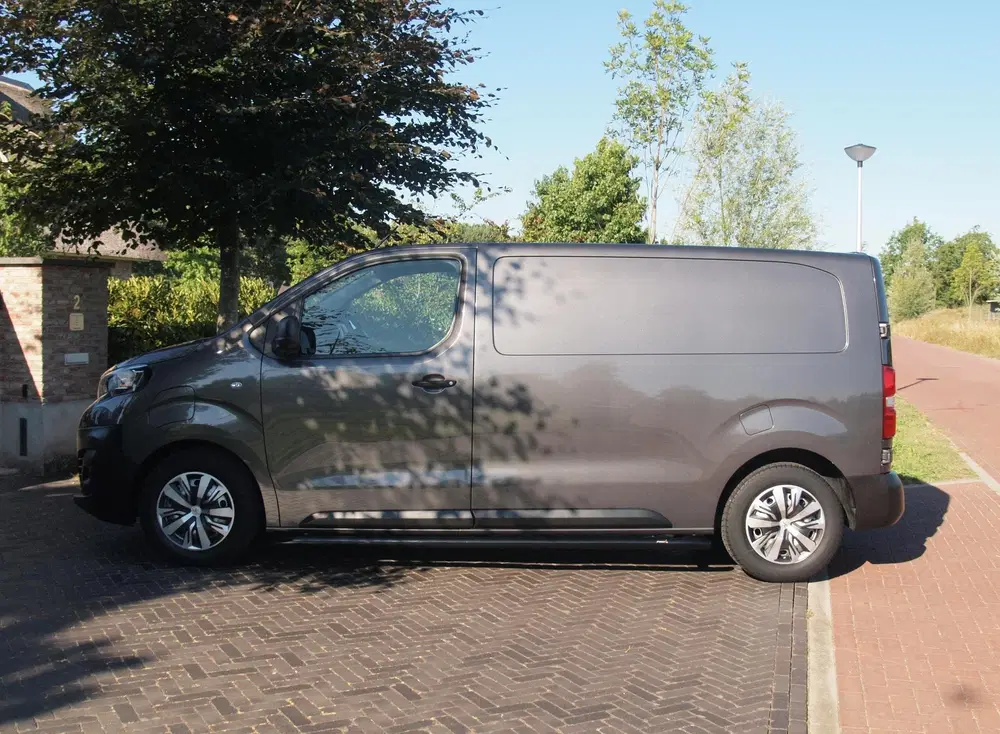 Peugeot Expert Standard Premium 75 kWh uit 2022, foto 7