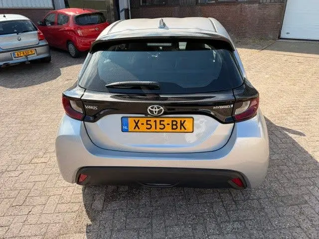 Toyota Yaris 1.5 Hybrid Active uit 2023, foto 8