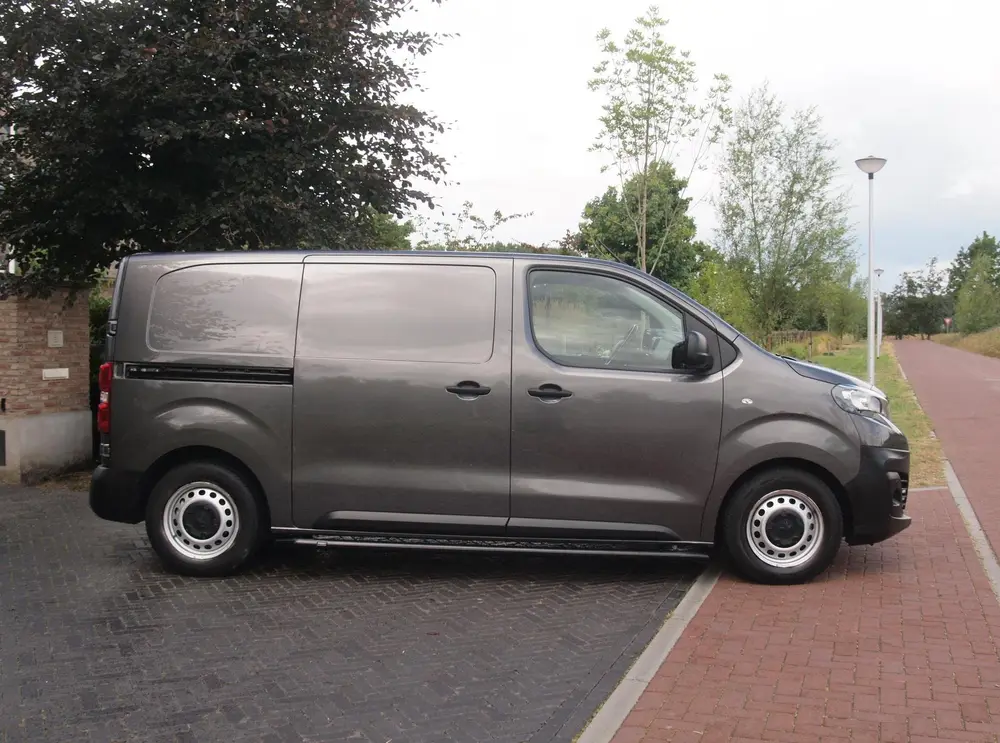 Peugeot Expert Standard Premium 75 kWh uit 2022, foto 11