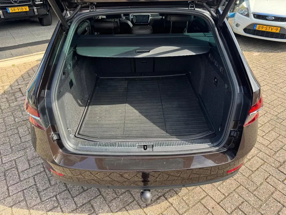 Skoda Superb 1.4 TSI iV Sportline Business 2021 Full uit 2021, foto 12