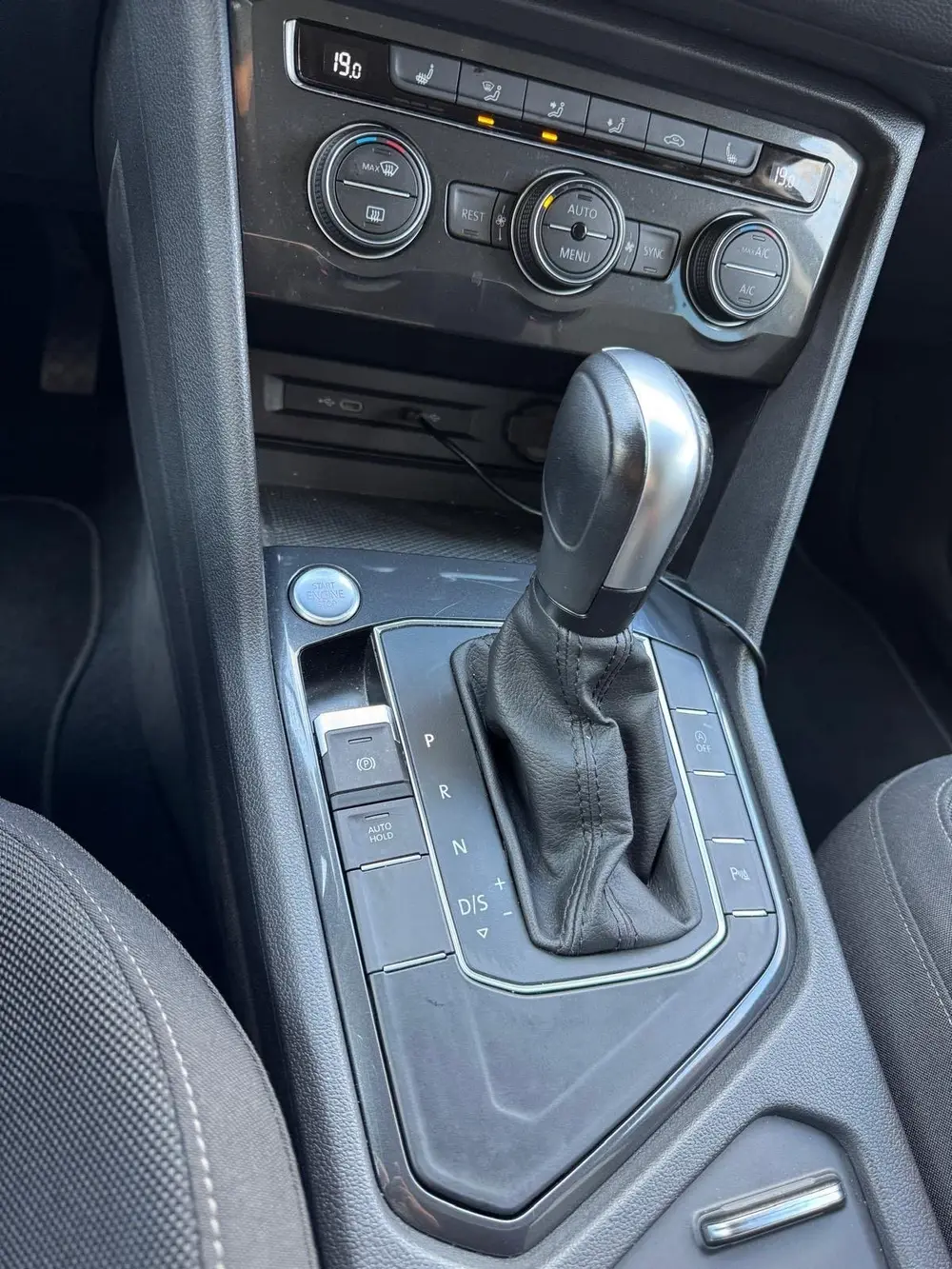 Volkswagen Tiguan Allspace Tiguan 1.5 TSI 150pk 2021 R-Line uit 2021, foto 15