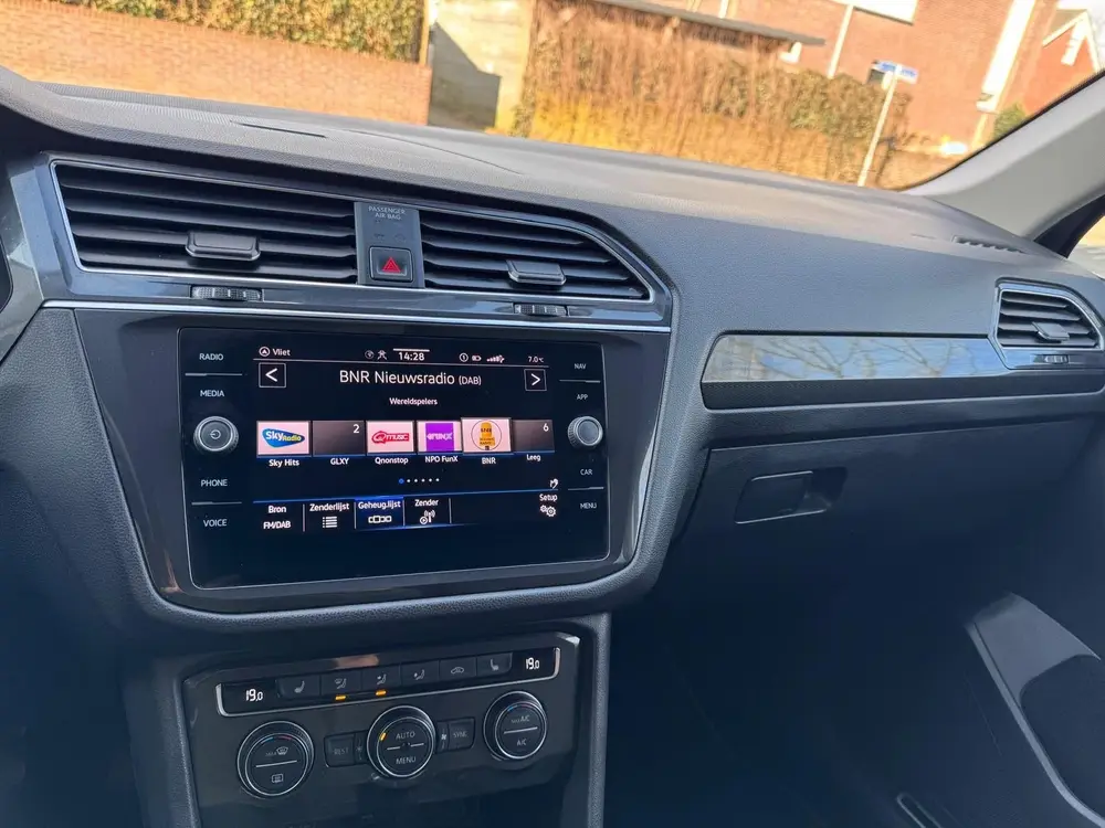 Volkswagen Tiguan Allspace Tiguan 1.5 TSI 150pk 2021 R-Line uit 2021, foto 5