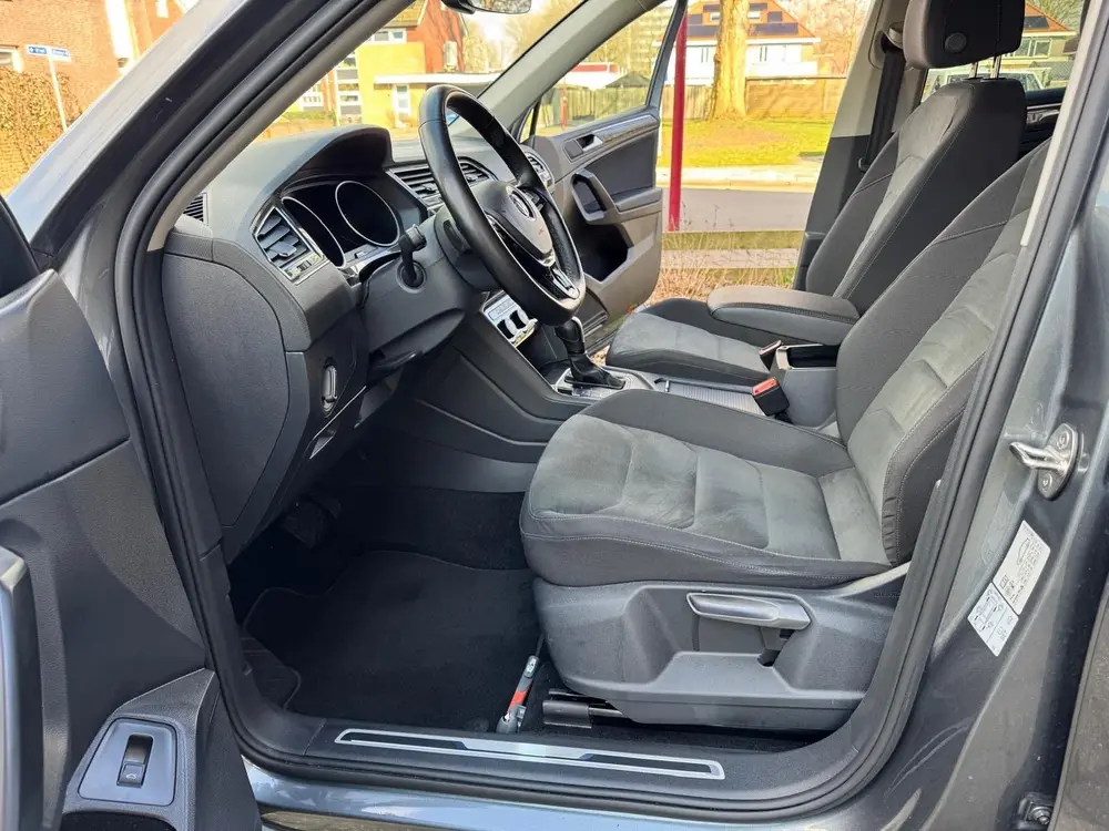 Volkswagen Tiguan Allspace Tiguan 1.5 TSI 150pk 2021 R-Line uit 2021, foto 9