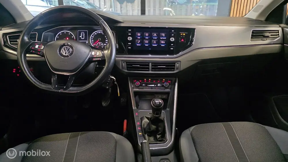 Volkswagen Polo 1.0 TSI Highline Business R-Line 1e Eig Deal uit 2020, foto 8