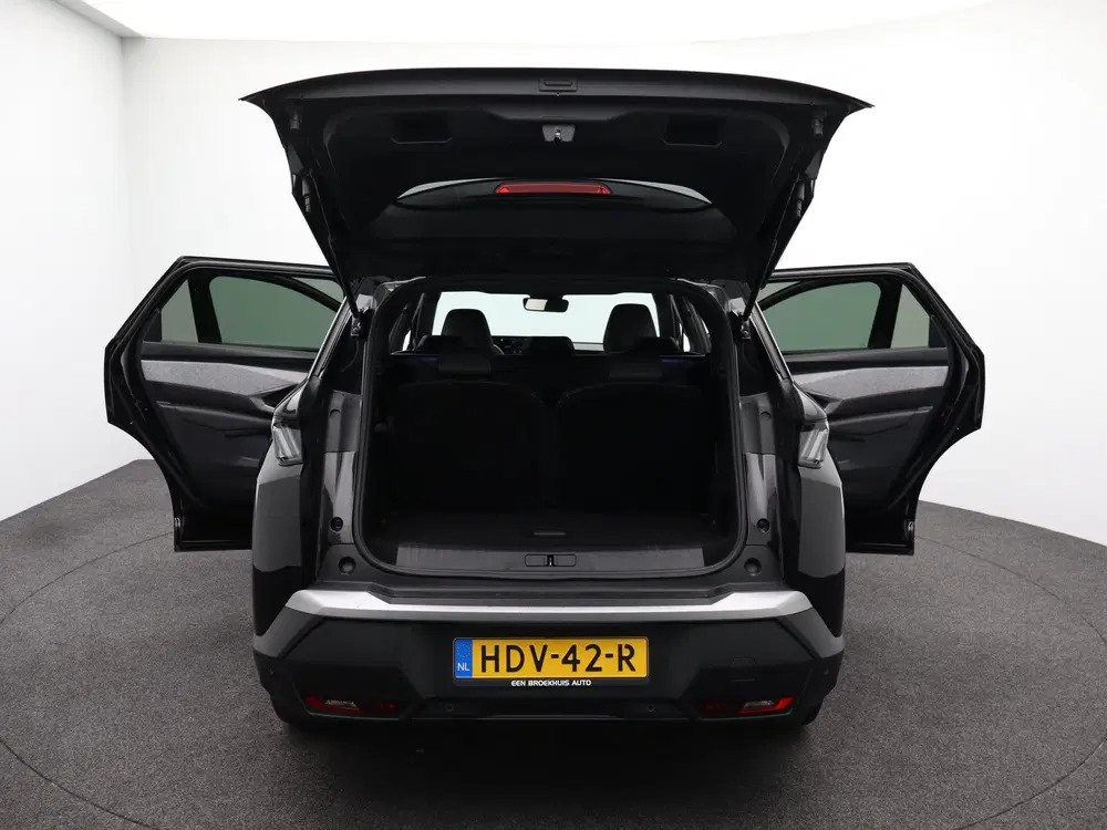 Peugeot 5008 1.2 Hybrid 136 Allure uit 2025, foto 15