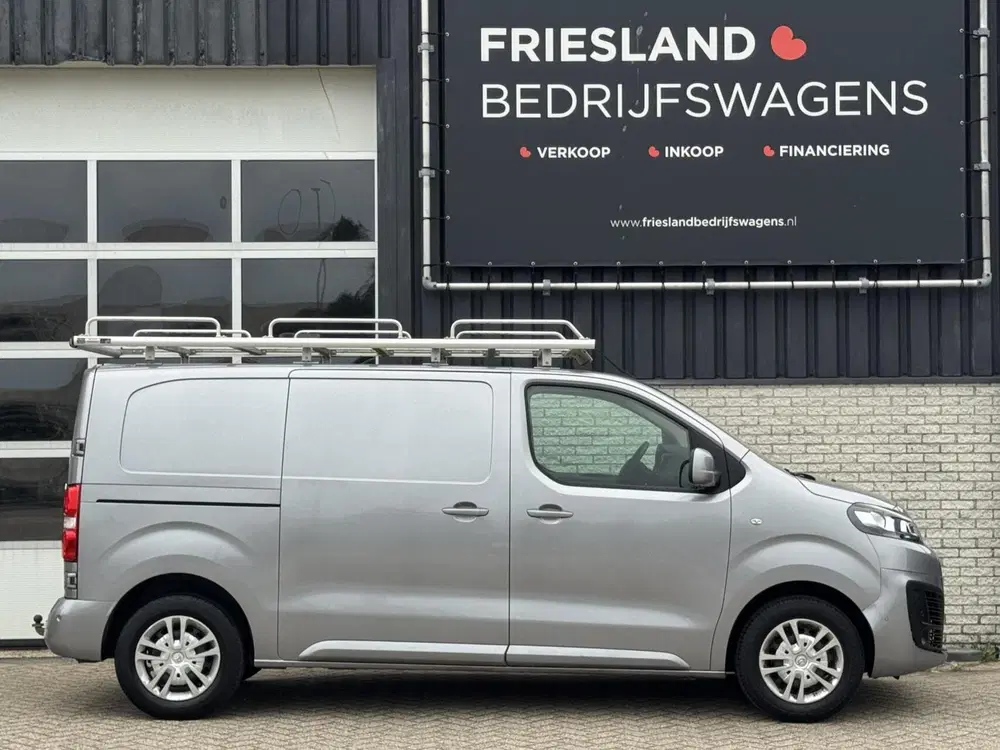 Citroën Jumpy Citroen Jumpy 2.0 BlueHDI 120pk M Driver T uit 2020, foto 2