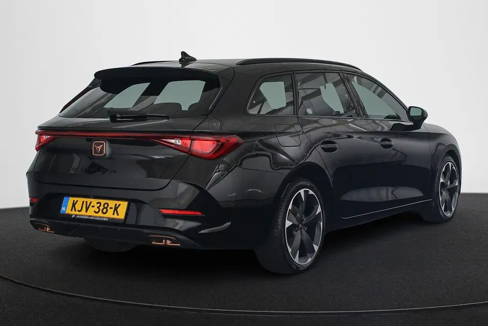 Cupra Leon 1.4 e-Hybrid Stoelverwarming Apple C uit 2022, foto 3