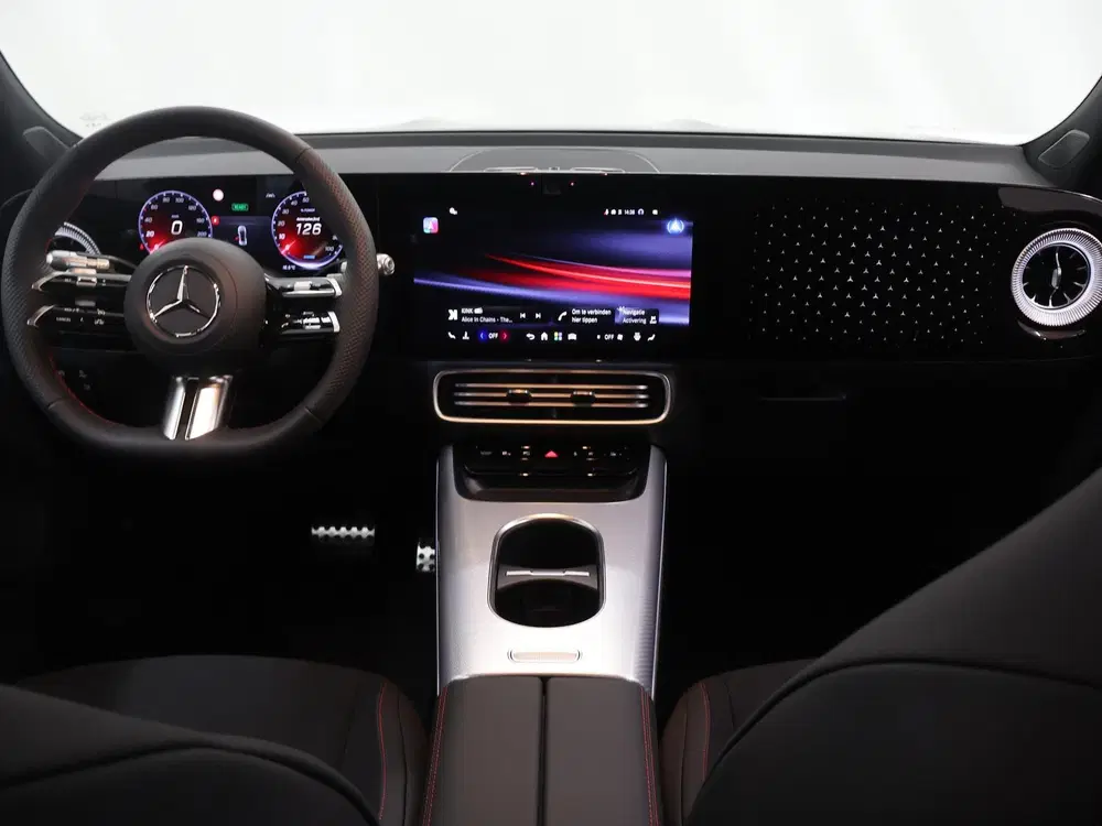 Mercedes-Benz GLB 250+ Business Solution AMG 85.5 kWh uit 2026, foto 8