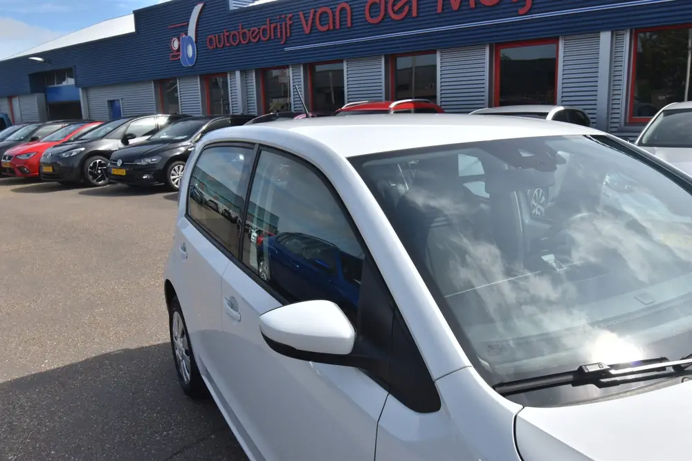 Volkswagen Up! 1.0 BMT move up! , CLIMATR , CR CONTROL , A U uit 2020, foto 5
