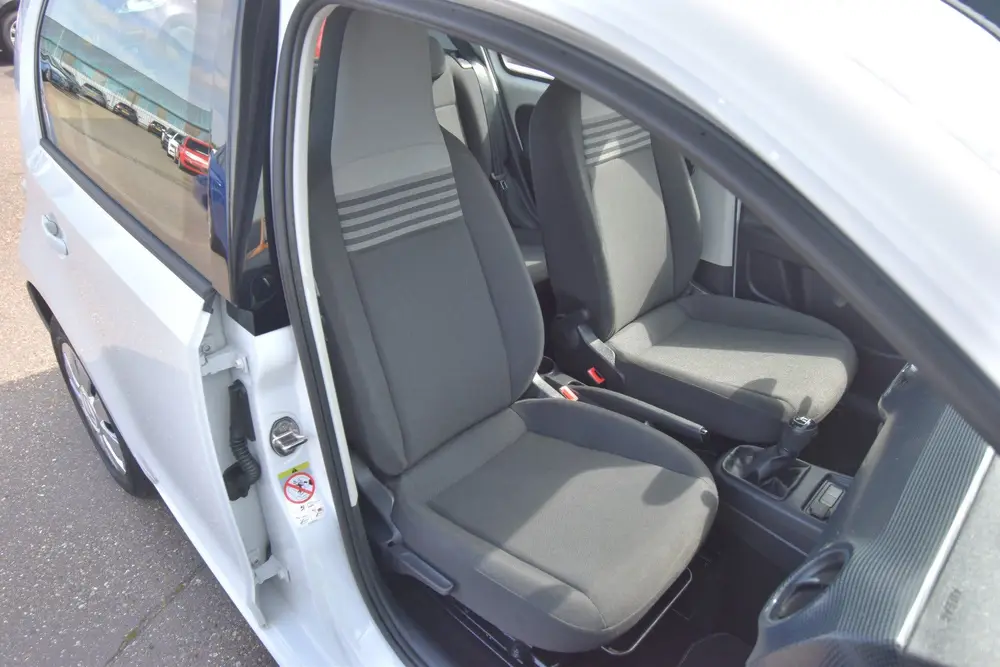 Volkswagen Up! 1.0 BMT move up! , CLIMATR , CR CONTROL , A U uit 2020, foto 7