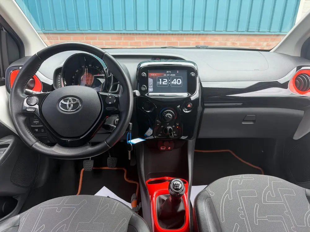 Toyota Aygo 1.0 VVT-i x-cite Cabriodak, 1e eigenaar dealer o uit 2019, foto 19