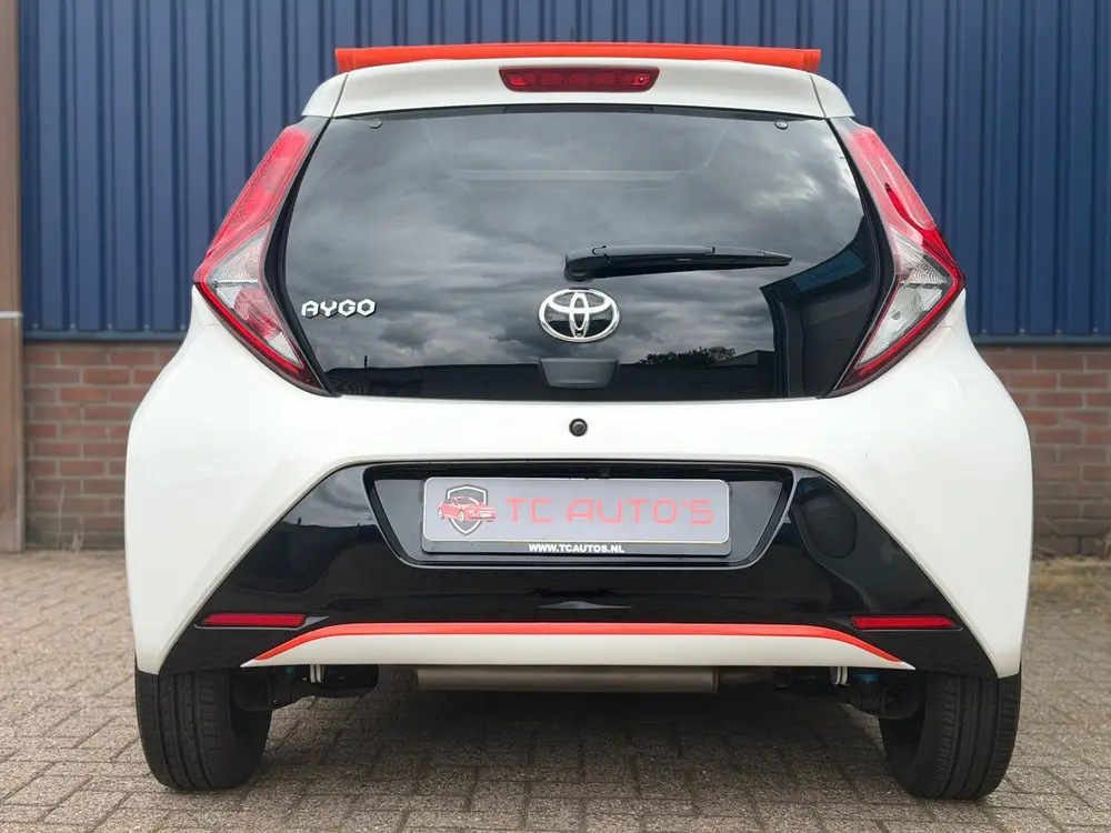 Toyota Aygo 1.0 VVT-i x-cite Cabriodak, 1e eigenaar dealer o uit 2019, foto 5