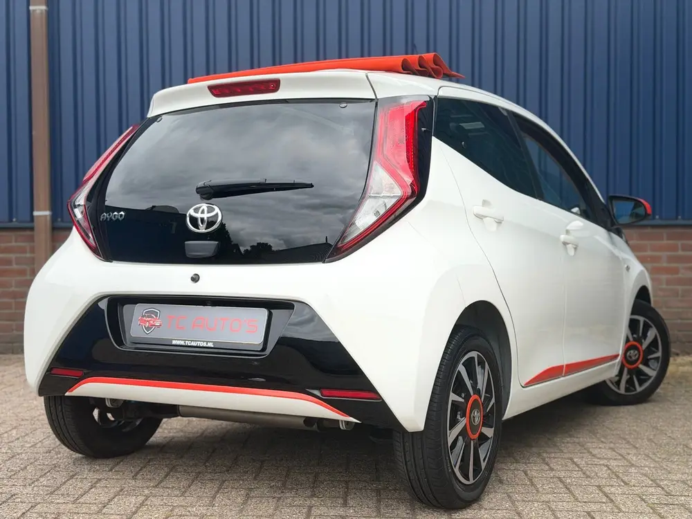 Toyota Aygo 1.0 VVT-i x-cite Cabriodak, 1e eigenaar dealer o uit 2019, foto 6