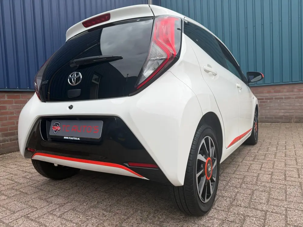 Toyota Aygo 1.0 VVT-i x-cite Cabriodak, 1e eigenaar dealer o uit 2019, foto 9