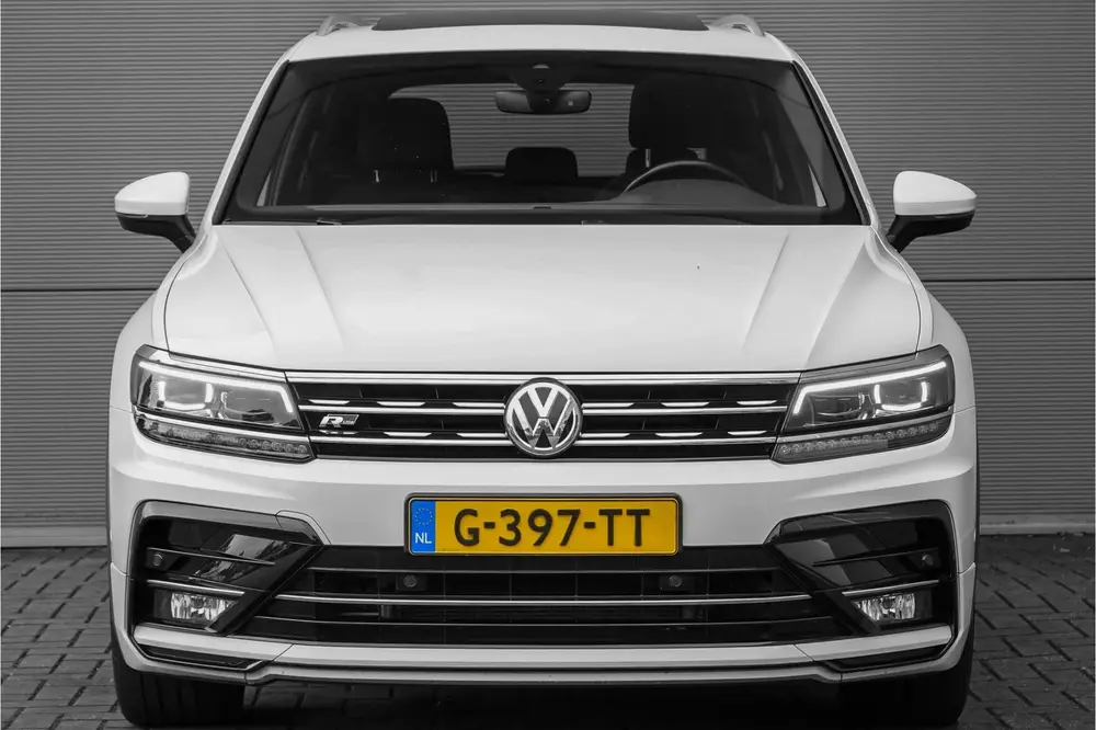 Volkswagen Tiguan 1.5 TSI DSG R-Line Pano ACC Camera CarPlay uit 2019, foto 14