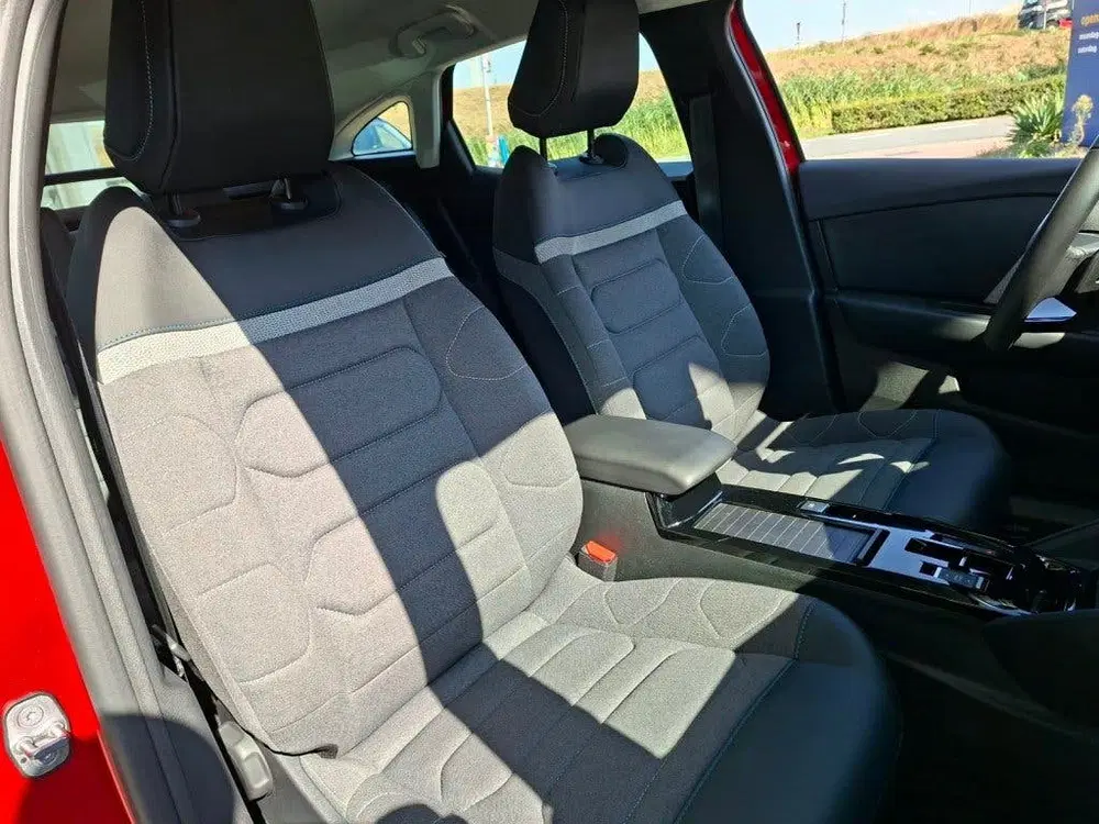 Citroën C4 Citroen C4 1.2 PT. MAX AUTOMAAT 130PK NAVI uit 2024, foto 15