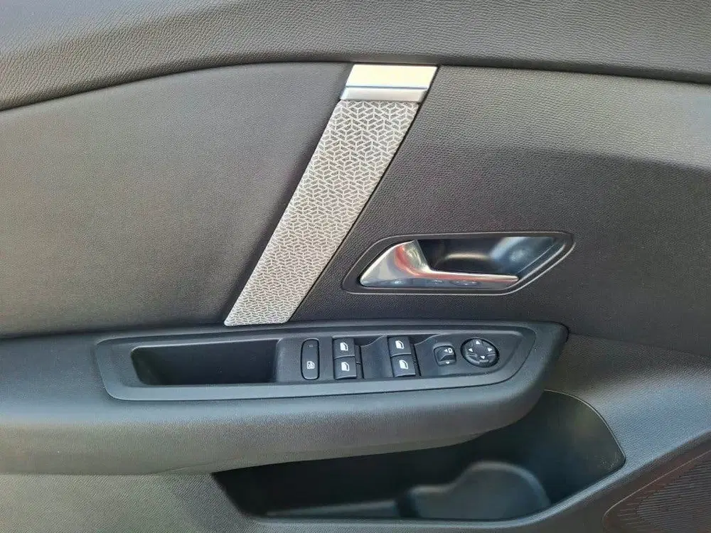 Citroën C4 Citroen C4 1.2 PT. MAX AUTOMAAT 130PK NAVI uit 2024, foto 8