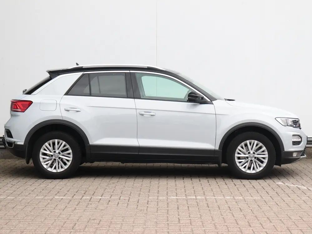 Volkswagen T-Roc 1.0 TSI Style | Trekhaak | Achteruitrijcame uit 2019, foto 2