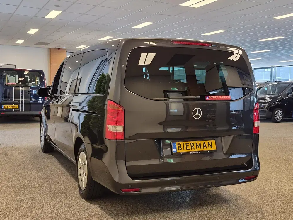 Mercedes-Benz V-Klasse L2H1 Rolstoelbus Automaat uit 2022, foto 11