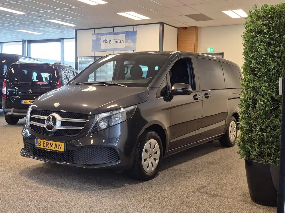 Mercedes-Benz V-Klasse L2H1 Rolstoelbus Automaat uit 2022, foto 12