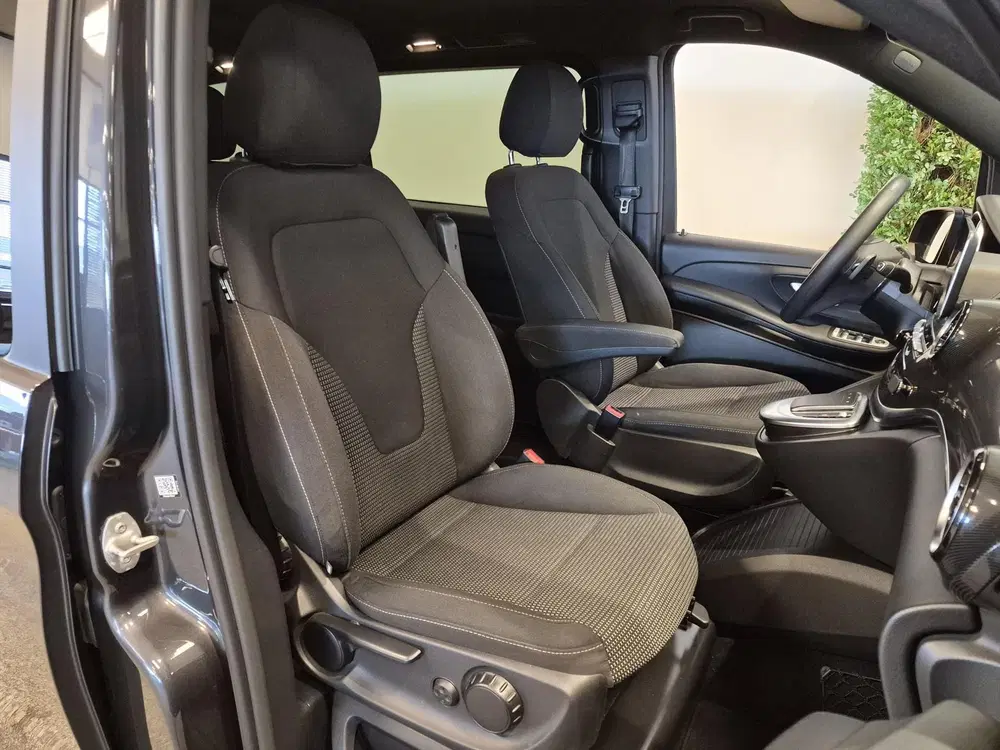 Mercedes-Benz V-Klasse L2H1 Rolstoelbus Automaat uit 2022, foto 14