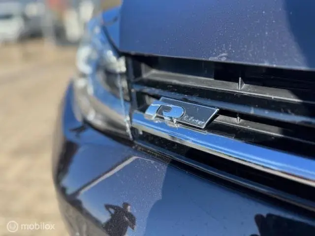 Volkswagen Golf 1.5 TSI Highline Business R uit 2019, foto 5