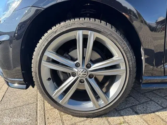 Volkswagen Golf 1.5 TSI Highline Business R uit 2019, foto 7