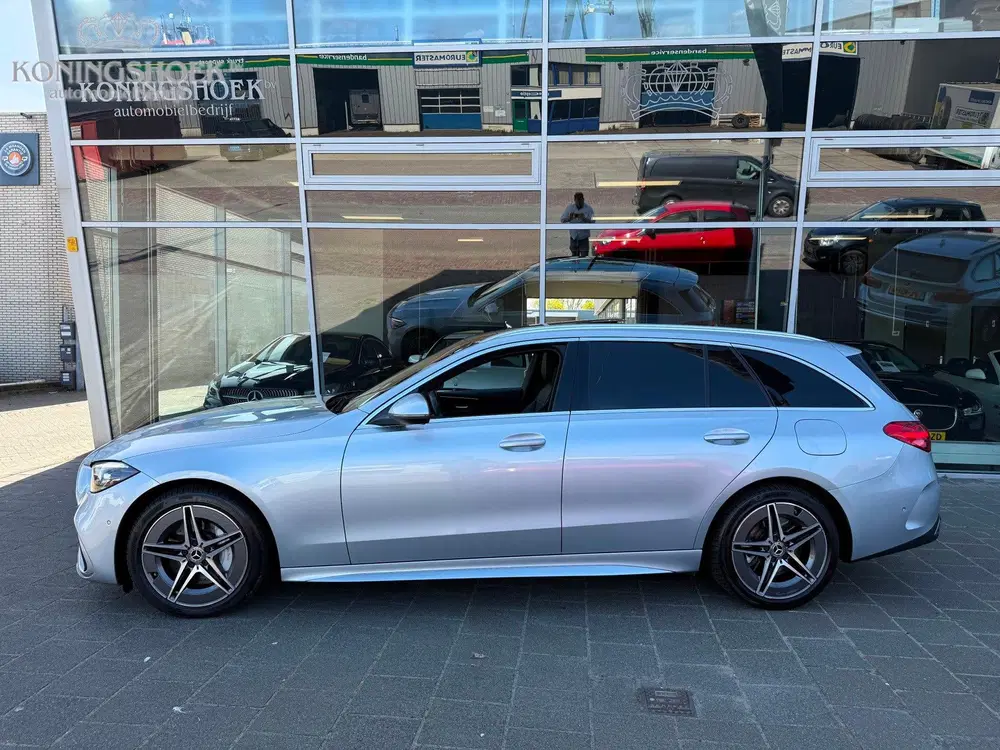 Mercedes-Benz C-Klasse 300 e AMG Line uit 2022, foto 18