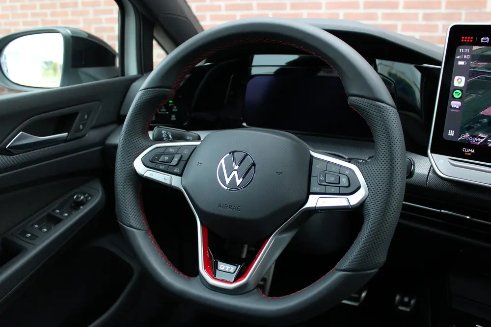 Volkswagen Golf 2.0 TSI 300PK GTI CLUBSPORT |AKRAPOVIC|PANO uit 2025, foto 16