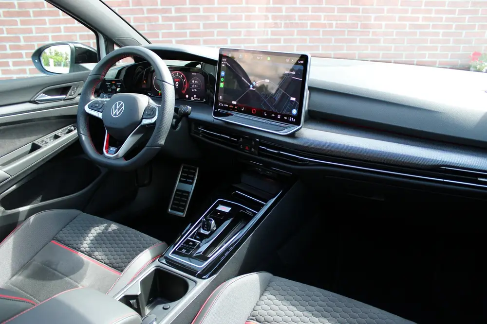 Volkswagen Golf 2.0 TSI 300PK GTI CLUBSPORT |AKRAPOVIC|PANO uit 2025, foto 6