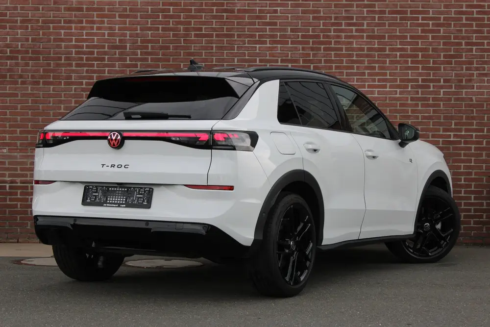 Volkswagen T-Roc 1.5 TSI 150PK R-Line Edition |HUD|360-CAM|I uit 2025, foto 2