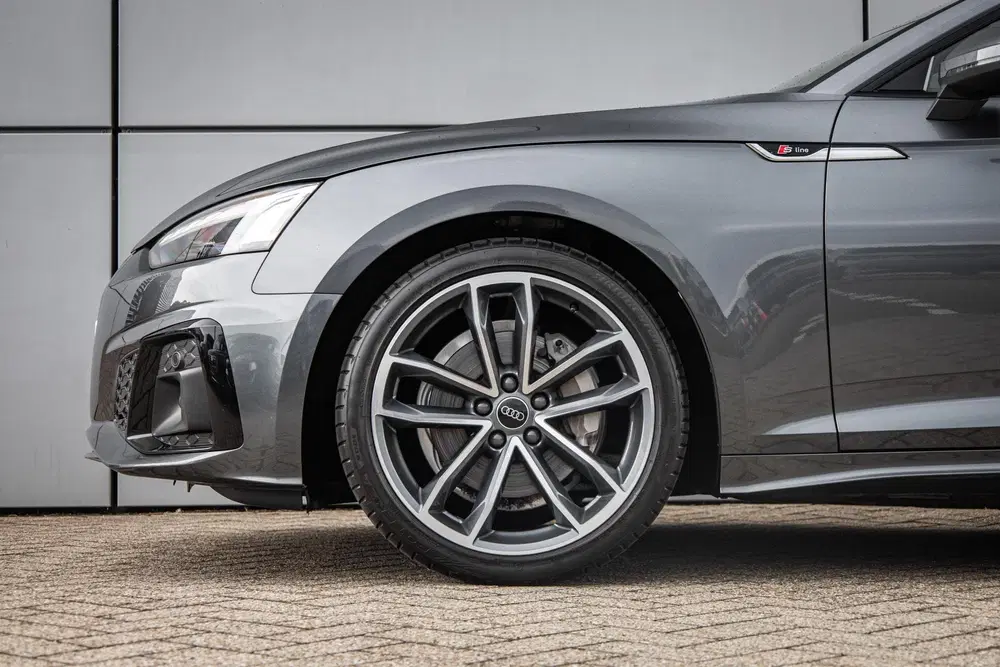 Audi A5 40 TFSI 204pk S Edition Competition uit 2023, foto 10