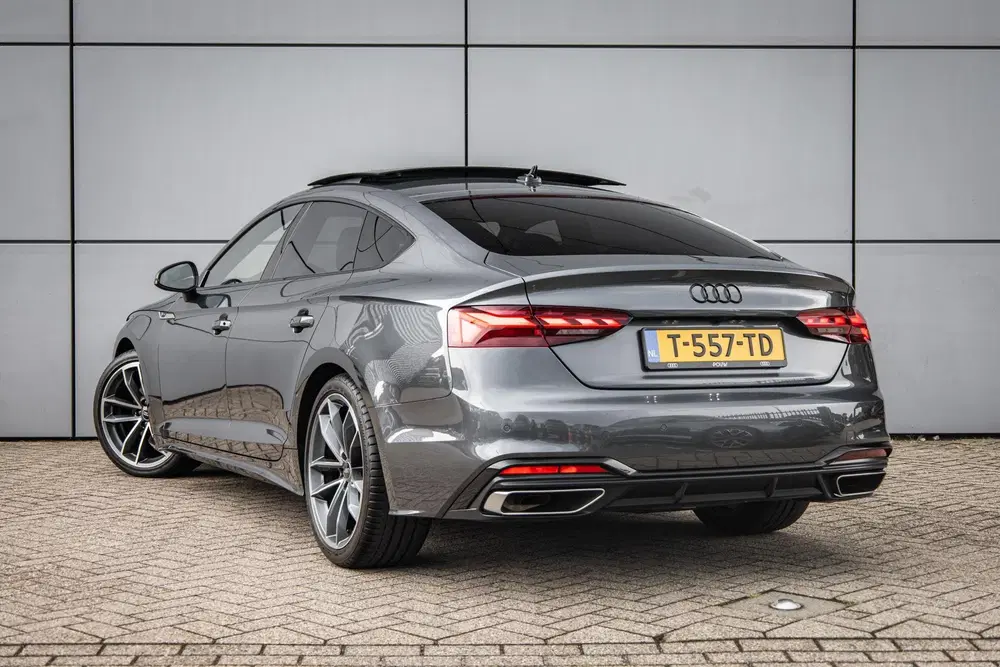 Audi A5 40 TFSI 204pk S Edition Competition uit 2023, foto 13