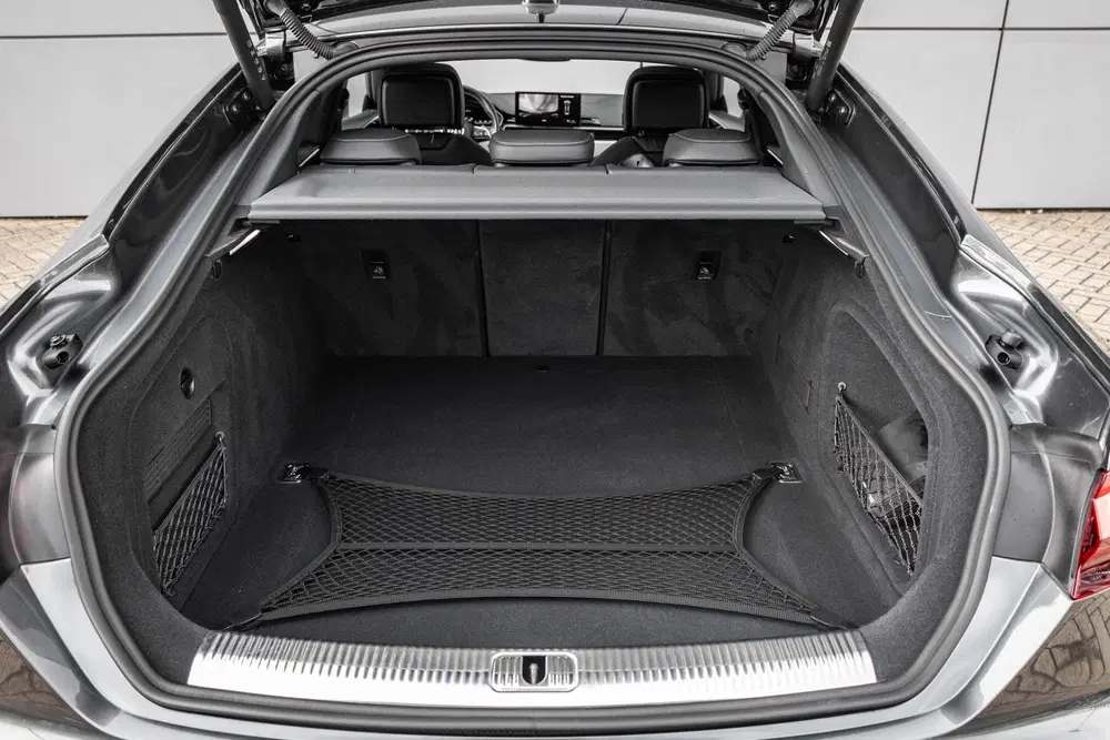 Audi A5 40 TFSI 204pk S Edition Competition uit 2023, foto 15