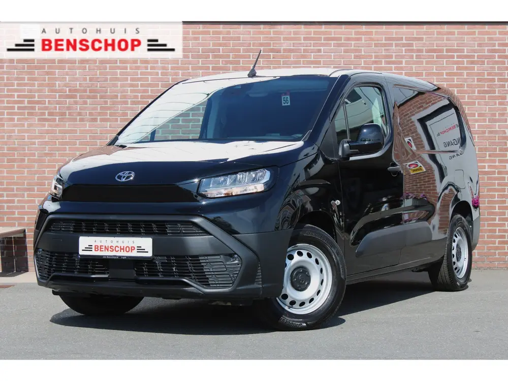 Toyota Proace City Challenger Long 50 kWh 136PK uit 2025