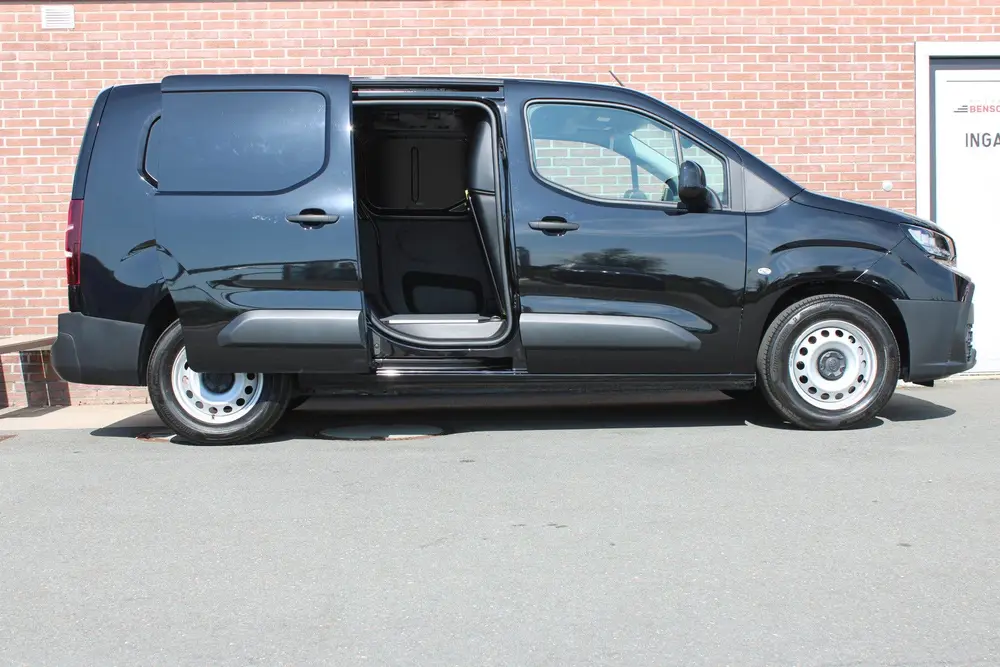 Toyota Proace City Challenger Long 50 kWh 136PK uit 2025, foto 4