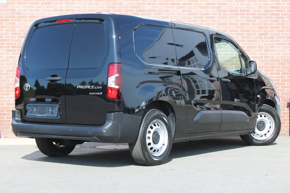 Toyota Proace City Challenger Long 50 kWh 136PK uit 2025, foto 5