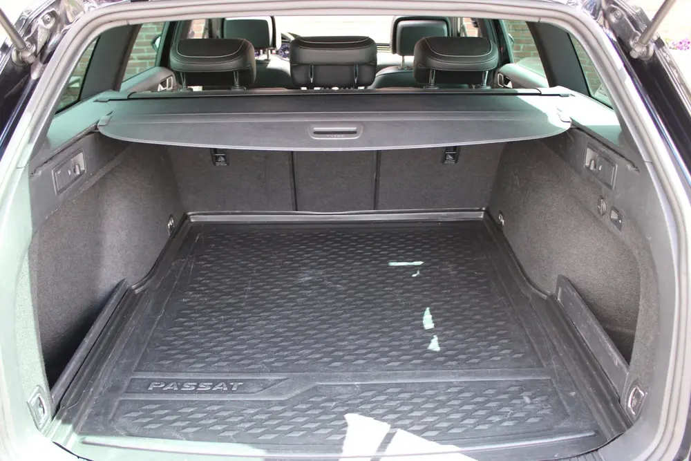 Volkswagen Passat Variant 1.5 TSI 150PK R-Line Business |PAN uit 2023, foto 9